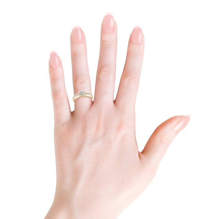 Solitaire Round Diamond Wedding Ring Set With Plain Ring image 3
