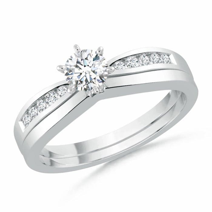 Solitaire Round Diamond Wedding Ring Set With Plain Ring image 5